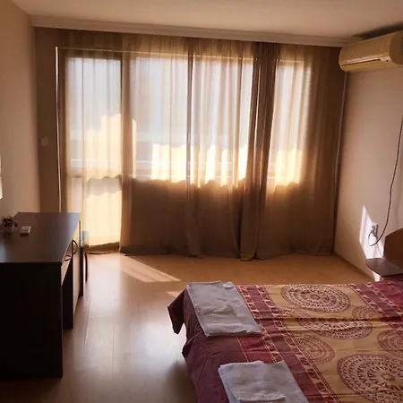 Relax * בורגאס