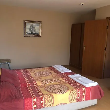 بيت شباب Relax Sarafovo