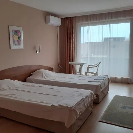 Relax Burgas Hotel