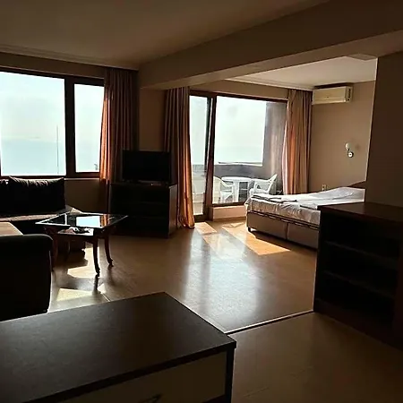 Relax Hostel Burgas